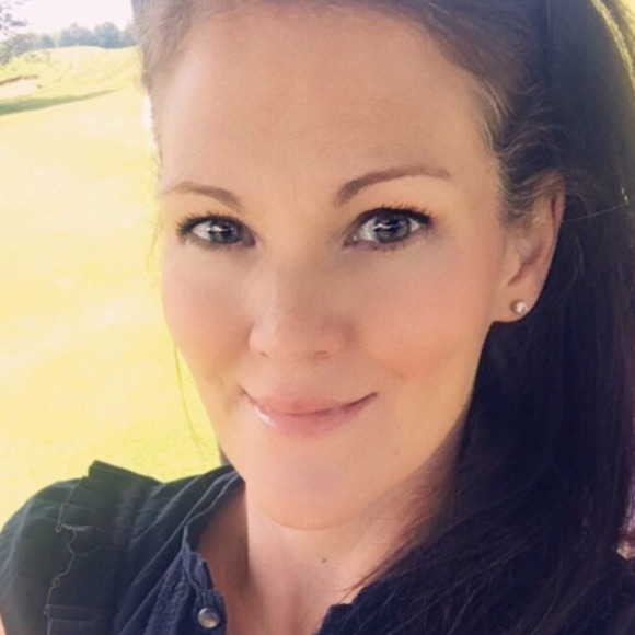 Meet your Posher, Sarah - Picture 1 of 1